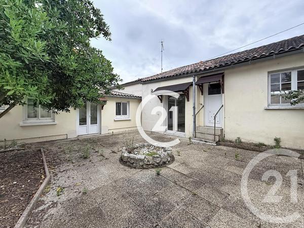 Maison à vendre  4 pièces - 102 m 2   COGNAC  - 16