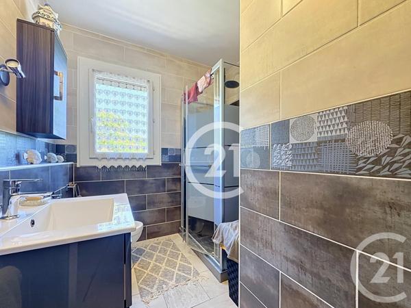 Maison à vendre  4 pièces - 102 m 2   COGNAC  - 16