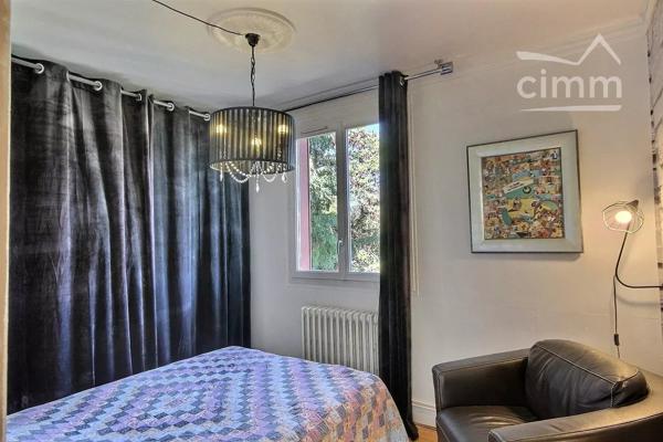 Maison Atypique de 9 pièces à Gournay sur Marne