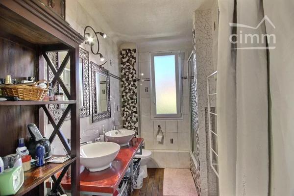 Maison Atypique de 9 pièces à Gournay sur Marne