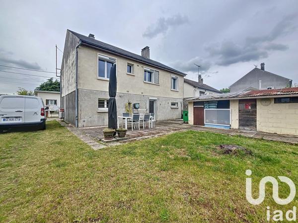 Maison 6 pièces de 125 m² à Dordives (45680)