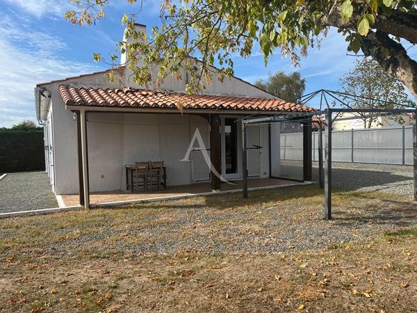 LOCATION maison meublée à La Chaize Giraud 3 pièce(s) 64 m2