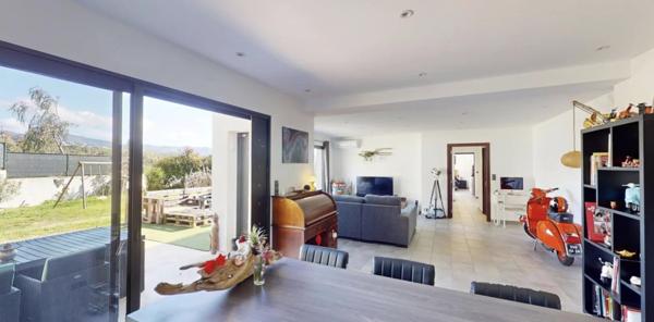 Vente Appartement 3 pièces 111 m2 à Porticcio