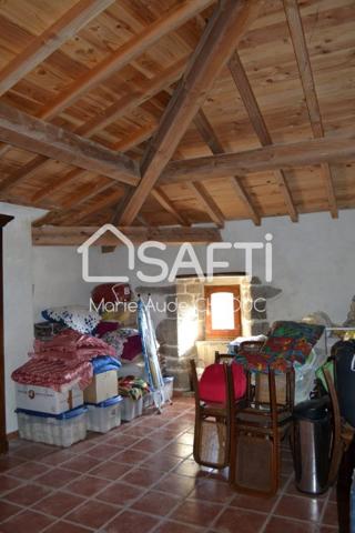 Château du XIIIème siècle, Dépendances30 mm Des Vans