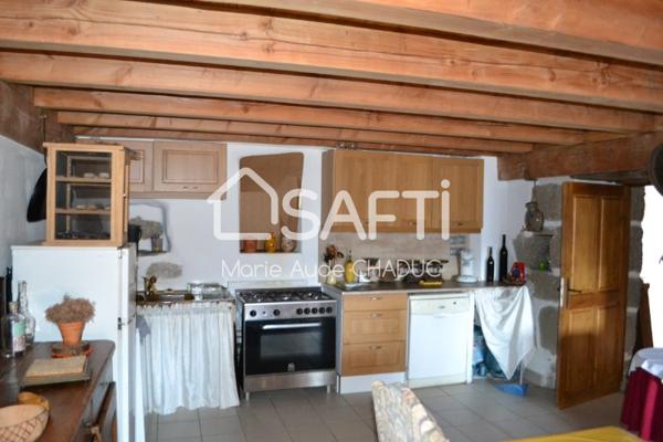 Château du XIIIème siècle, Dépendances30 mm Des Vans