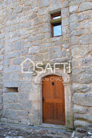 Château du XIIIème siècle, Dépendances30 mm Des Vans