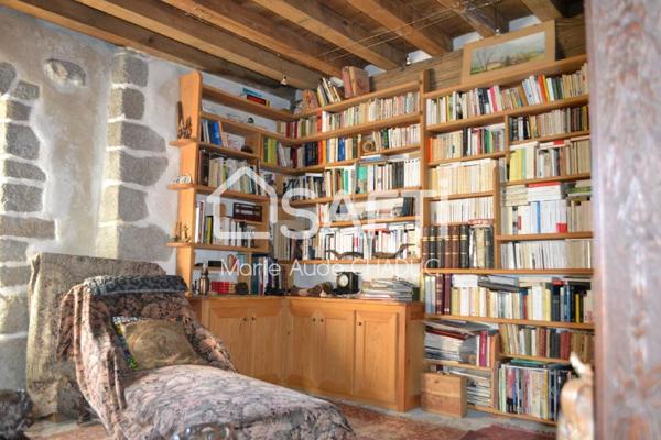 Château du XIIIème siècle, Dépendances30 mm Des Vans