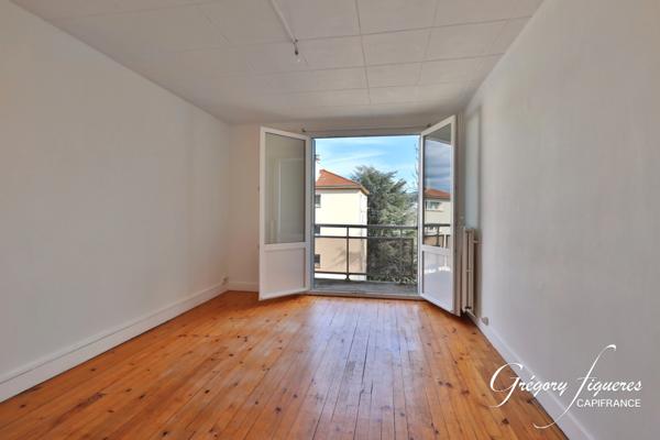 T3 de 55 m² avec balcon – 2 chambres – Saint-Étienne Proche cours Fauriel et Parc de l’Europe