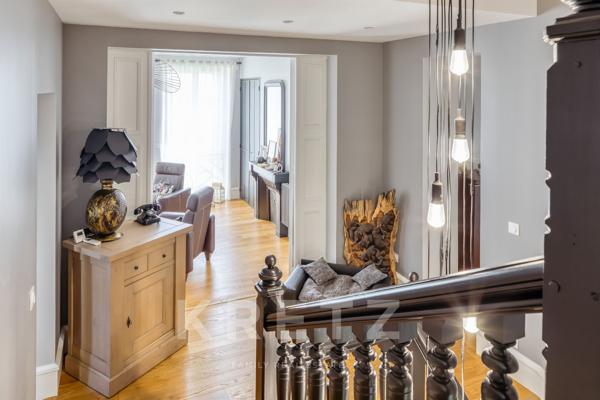 Maison d'exception rénovée avec piscine chauffée et vue mer - Le Havre