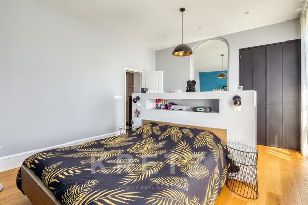 Maison d'exception rénovée avec piscine chauffée et vue mer - Le Havre