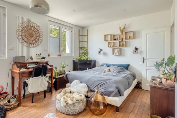 Maison d'exception rénovée avec piscine chauffée et vue mer - Le Havre