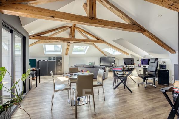 Maison d'exception rénovée avec piscine chauffée et vue mer - Le Havre