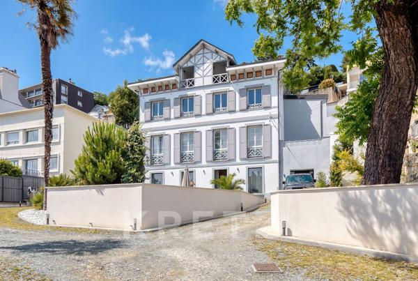 Maison d'exception rénovée avec piscine chauffée et vue mer - Le Havre