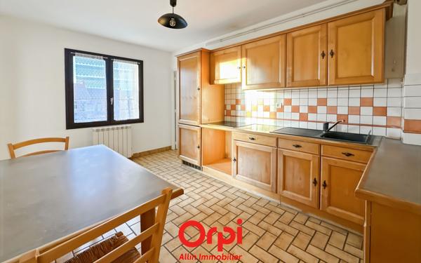Appartement à vendre    3 pièces • 76,21 m2 Montluçon