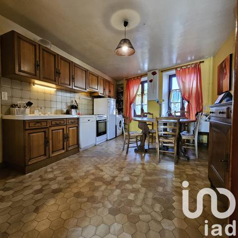 Maison à vendre 7 pièces 183 m² Noyers-Pont-Maugis