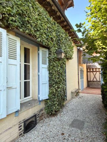 Achat - Maison La Chapelle-Saint-Luc 10600 11 pièces 300 m 2 886 m 2