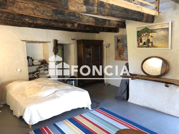 À vendre Maison 8 pièces 298 m² - Châteauneuf-miravail 04200