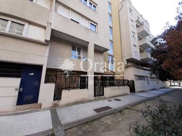 Parking/box · Location Montpellier (34000) 16m²