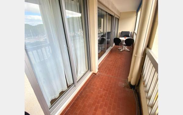 Vente Appartement P3 + PARKING + CELLIER rénové(e) Le grau-du-roi   