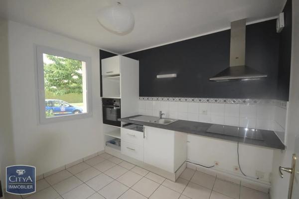 Maison à louer 4 pièces 86.42m² Cholet (49300)