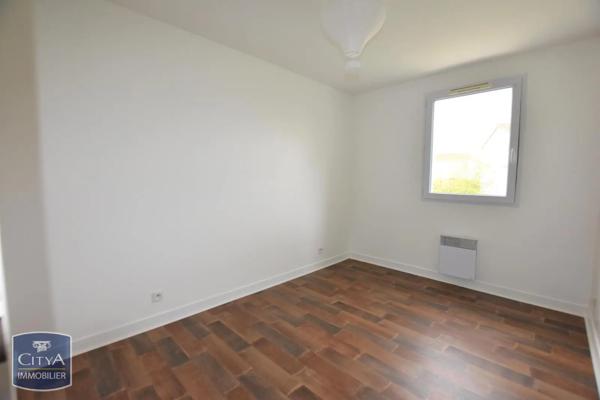 Maison à louer 4 pièces 86.42m² Cholet (49300)