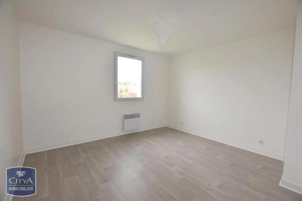 Maison à louer 4 pièces 86.42m² Cholet (49300)