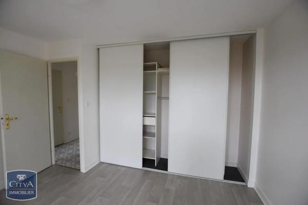 Maison à louer 4 pièces 86.42m² Cholet (49300)