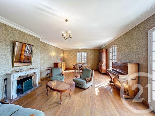 Maison à vendre  10 pièces - 242 m2 COURNON D AUVERGNE - 63