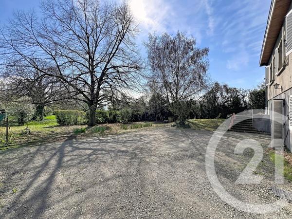 Maison à vendre  10 pièces - 242 m2 COURNON D AUVERGNE - 63