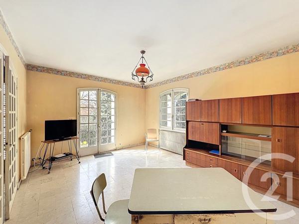 Maison à vendre  10 pièces - 242 m2 COURNON D AUVERGNE - 63