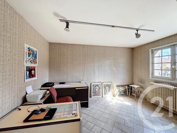 Maison à vendre  10 pièces - 242 m2 COURNON D AUVERGNE - 63