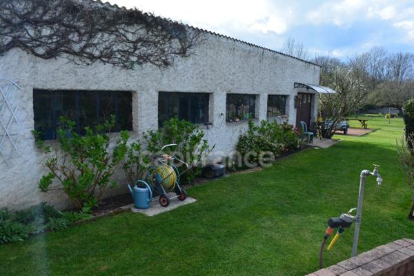 Dpt Cher (18), à vendre proche de NEVERS maison P8 Garage atelier