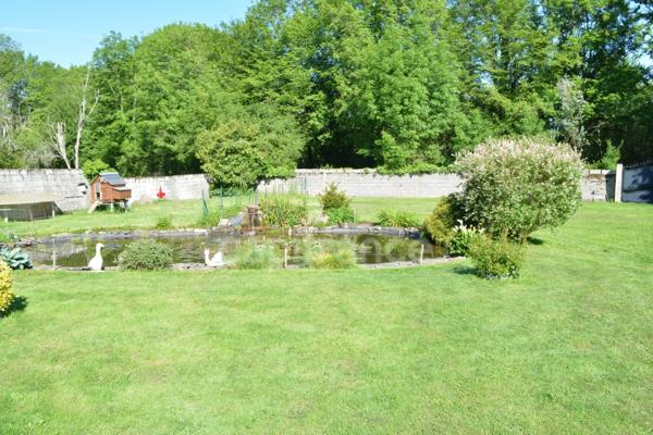 Dpt Cher (18), à vendre proche de NEVERS maison P8 Garage atelier