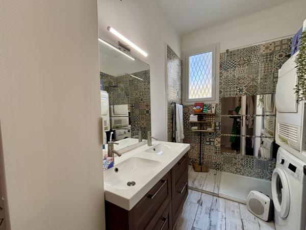 Nice (06100) Appartement 2/3 pièces de 58 m2 rénové