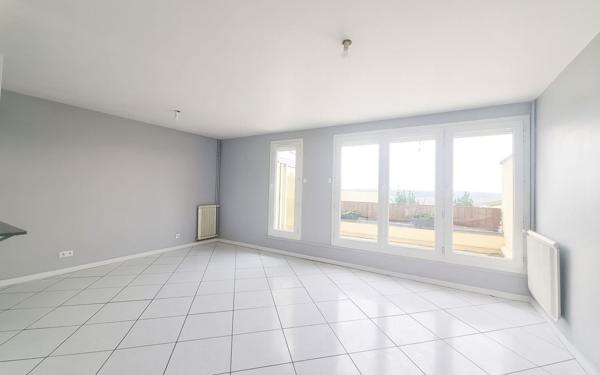 Appartement à vendre    3 pièces • 82,35 m2 Étampes