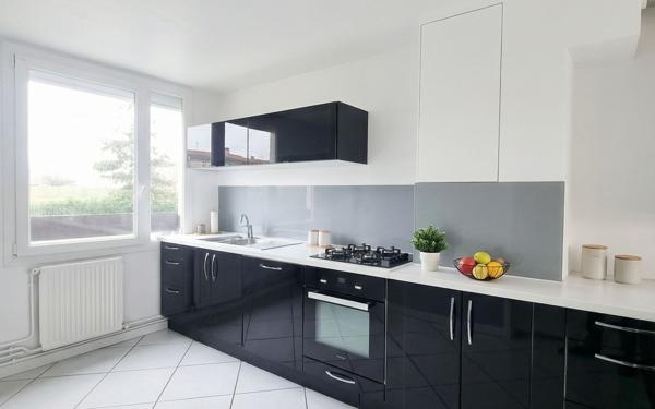 Appartement à vendre    3 pièces • 82,35 m2 Étampes