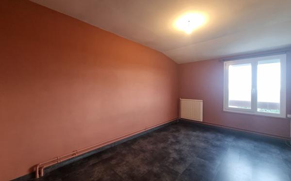 Appartement à vendre    3 pièces • 82,35 m2 Étampes