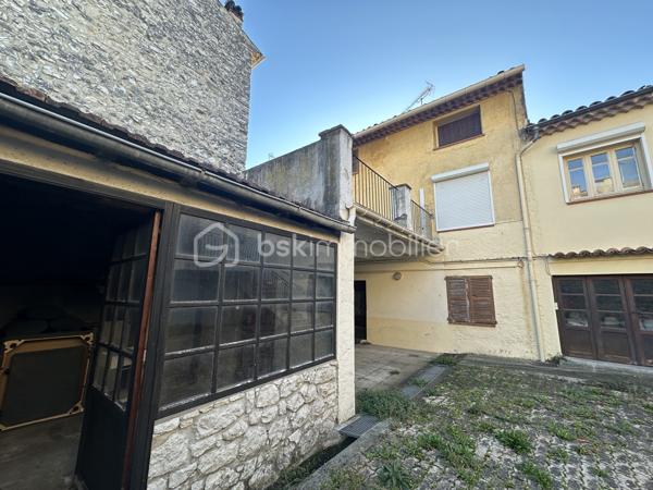 Maison de village de 180 m²