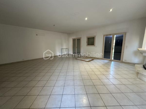 Maison de village de 180 m²