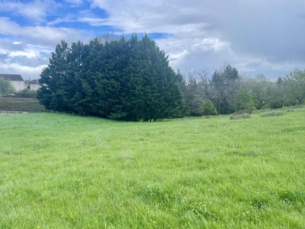 Terrain constructible idéalement situé