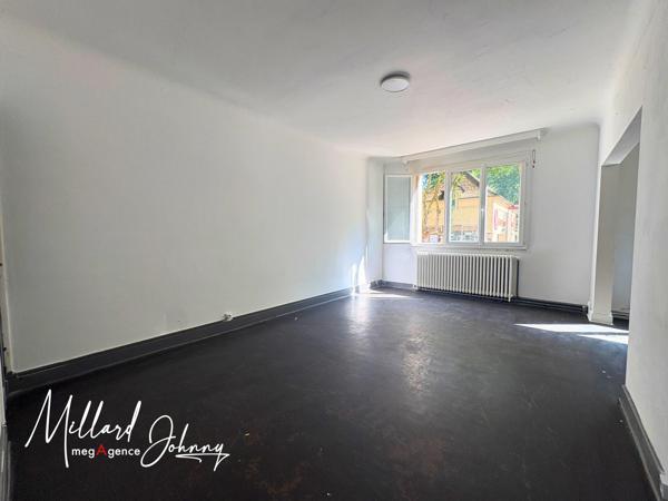 Immeuble à LE CREUSOT, 71200 - 238m²