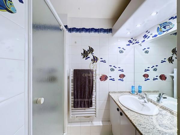 Appartement T4 à vendre  4 pièces - 109,94 m 2   LYON  - 69004