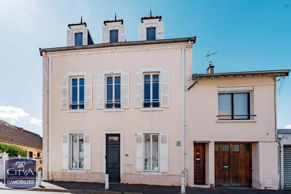 Maison à vendre 9 pièces 240m² Cusset (03300)
