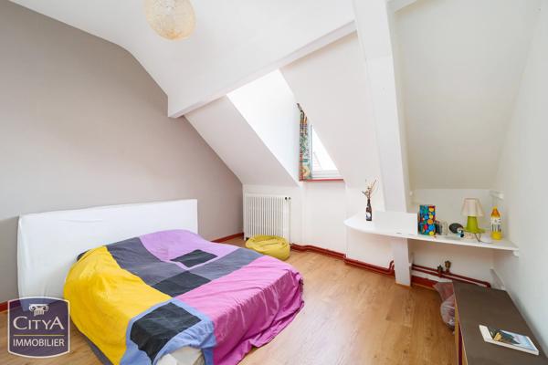 Maison à vendre 9 pièces 240m² Cusset (03300)