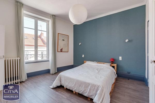 Maison à vendre 9 pièces 240m² Cusset (03300)