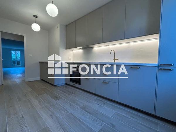 Location Appartement 3 pièces 100.1 m² - 12 ALLEE DES DELIEUSES Louveciennes 78430