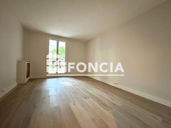 Location Appartement 3 pièces 100.1 m² - 12 ALLEE DES DELIEUSES Louveciennes 78430