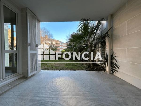 Location Appartement 3 pièces 100.1 m² - 12 ALLEE DES DELIEUSES Louveciennes 78430