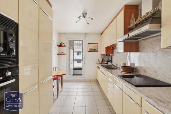 Appartement à vendre 5 pièces 106.41m² Lyon 8e Arrondissement (69008)