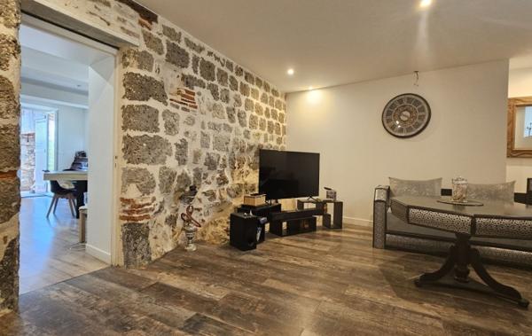 Vente Immeuble 3 appartements à rénover Port-sainte-marie   